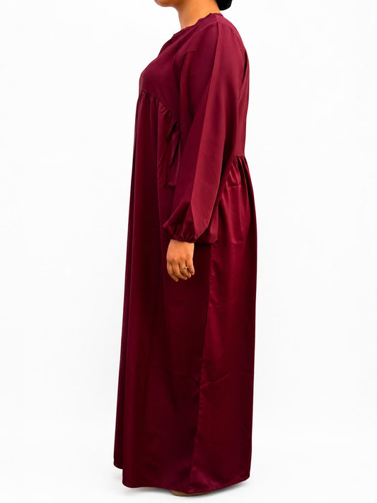 Abaya longue en soie de Médine